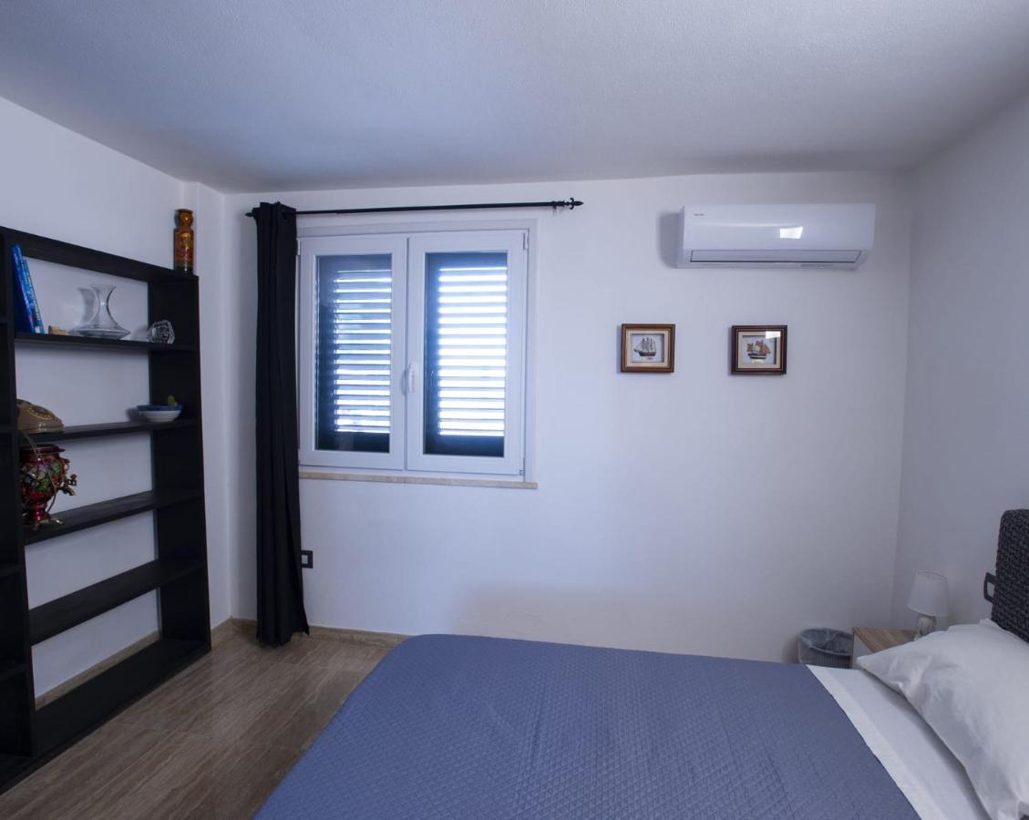 Appartamento Sul Mare Su Forti Exterior foto